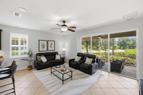 House in Venice, Florida 4 bedrooms, 216.37 sq.m. № 2238007 - photo 5