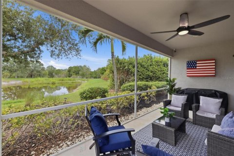 House in Venice, Florida 4 bedrooms, 216.37 sq.m. № 2238007 - photo 25