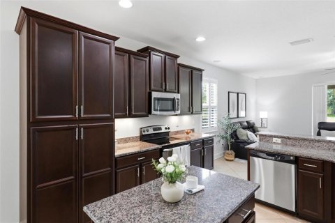 House in Venice, Florida 4 bedrooms, 216.37 sq.m. № 2238007 - photo 18