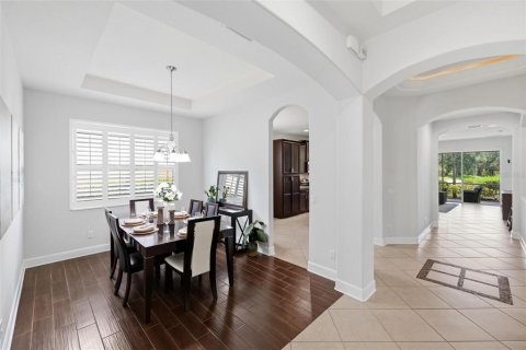 House in Venice, Florida 4 bedrooms, 216.37 sq.m. № 2238007 - photo 15