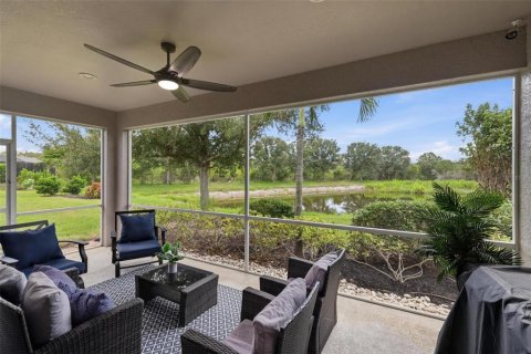 House in Venice, Florida 4 bedrooms, 216.37 sq.m. № 2238007 - photo 24