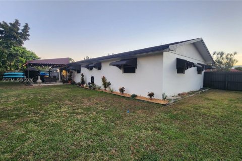 Villa ou maison à vendre à Homestead, Floride: 3 chambres, 162.76 m2 № 2005211 - photo 2