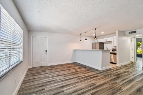 Condominio en alquiler en Tampa, Florida, 1 dormitorio, 70.61 m2 № 1858249 - foto 20