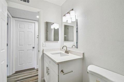 Condominio en alquiler en Tampa, Florida, 1 dormitorio, 70.61 m2 № 1858249 - foto 9