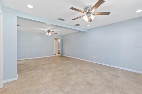 Villa ou maison à vendre à Summerfield, Floride: 4 chambres, 234.67 m2 № 2339704 - photo 12
