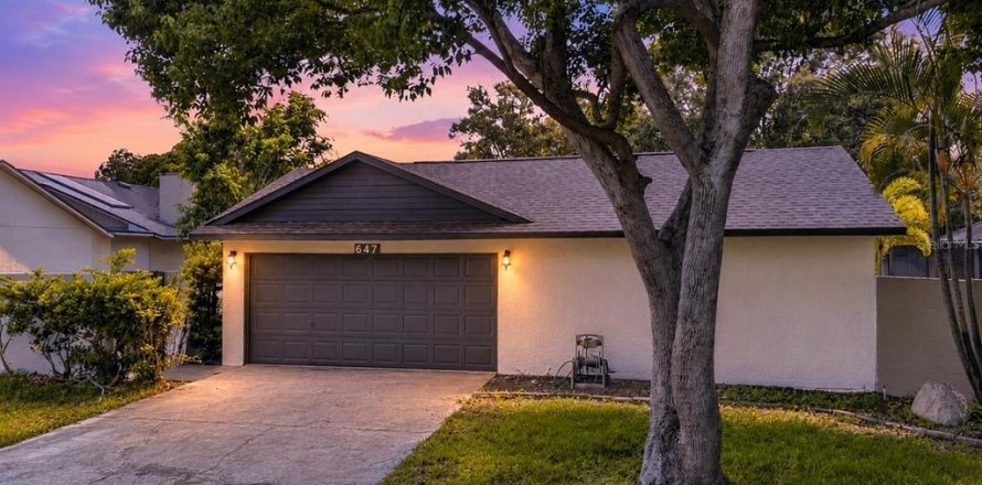 Villa ou maison à Palm Harbor, Floride 3 chambres, 153.75 m2 № 2258281