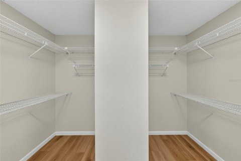 Villa ou maison à vendre à Palm Harbor, Floride: 3 chambres, 153.75 m2 № 2258281 - photo 24