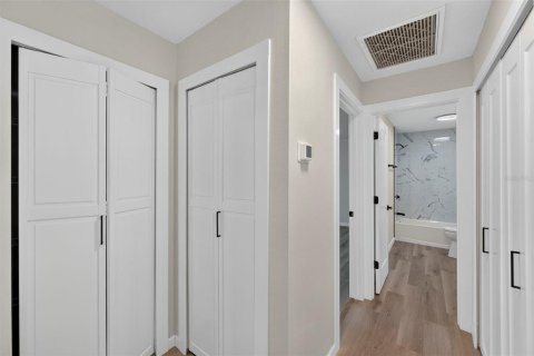 Villa ou maison à vendre à Palm Harbor, Floride: 3 chambres, 153.75 m2 № 2258281 - photo 25