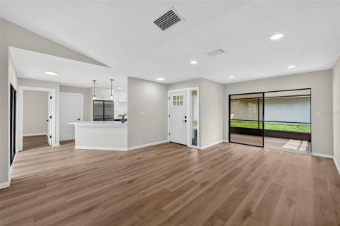 Villa ou maison à vendre à Palm Harbor, Floride: 3 chambres, 153.75 m2 № 2258281 - photo 6