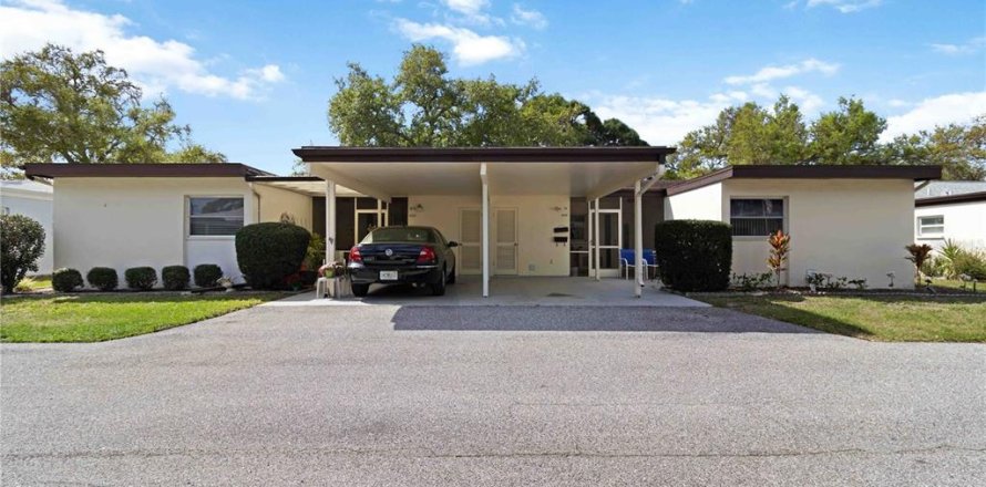 Condo in Sarasota, Florida, 2 bedrooms № 2109977