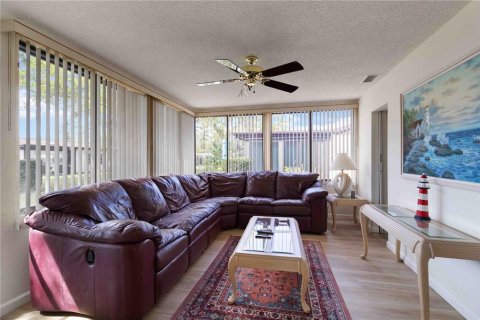 Condo in Sarasota, Florida, 2 bedrooms № 2109977 - photo 19