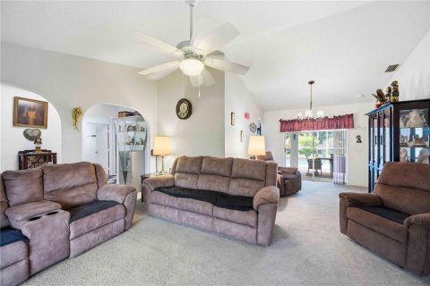 Villa ou maison à vendre à Port Charlotte, Floride: 3 chambres, 179.77 m2 № 2215609 - photo 4