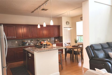 Casa en venta en Margate, Florida, 3 dormitorios, 206.43 m2 № 1975949 - foto 17