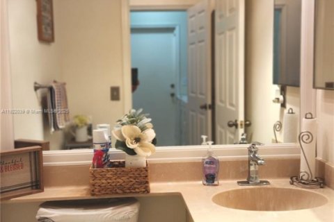 Casa en venta en Margate, Florida, 3 dormitorios, 206.43 m2 № 1975949 - foto 23