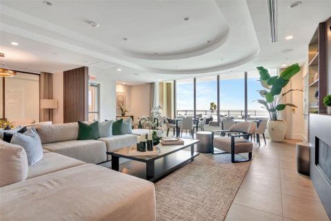 Condo in Tampa, Florida, 2 bedrooms  № 2114517 - photo 9