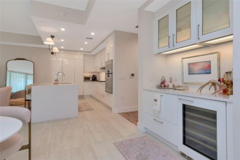 Condo in Tampa, Florida, 2 bedrooms  № 2114517 - photo 16