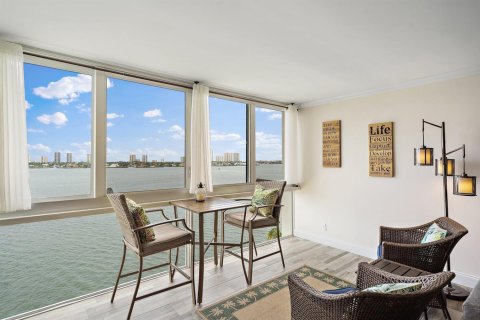 Copropriété à louer à Lake Park, Floride: 2 chambres, 126.63 m2 № 2085614 - photo 16