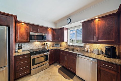 Copropriété à louer à Lake Park, Floride: 2 chambres, 126.63 m2 № 2085614 - photo 5
