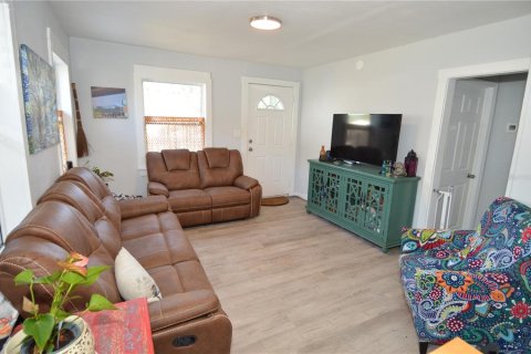 Villa ou maison à vendre à Saint Petersburg, Floride: 4 chambres, 99.22 m2 № 2091837 - photo 11