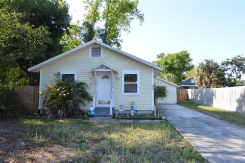 Villa ou maison à Saint Petersburg, Floride 4 chambres, 99.22 m2 № 2091837