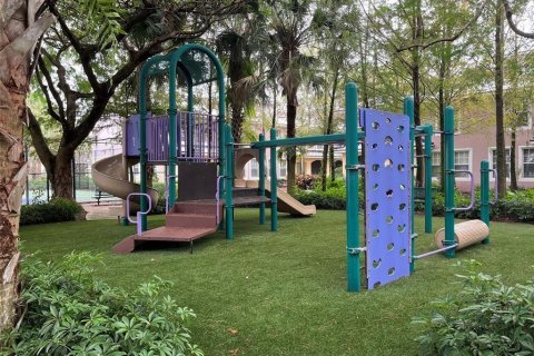 Copropriété à louer à Coral Springs, Floride: 1 chambre, 66.52 m2 № 2192694 - photo 11