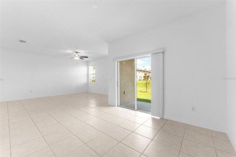 Adosado en alquiler en San Antonio, Florida, 3 dormitorios, 215.44 m2 № 2287470 - foto 10