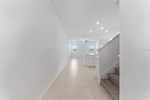Adosado en alquiler en San Antonio, Florida, 3 dormitorios, 215.44 m2 № 2287470 - foto 11