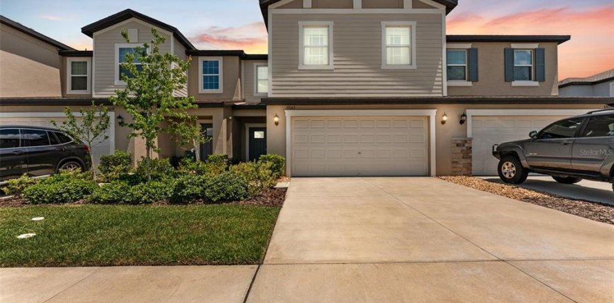 Adosado en San Antonio, Florida 3 dormitorios, 215.44 m2 № 2287470