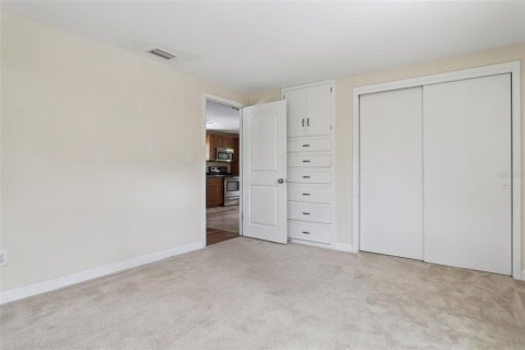 Купить виллу или дом в Тампа, Флорида 13 комнат, 310.67м2, № 1690068 - фото 24