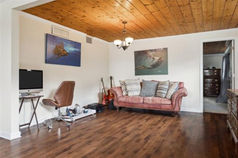 Купить виллу или дом в Тампа, Флорида 13 комнат, 310.67м2, № 1690068 - фото 9