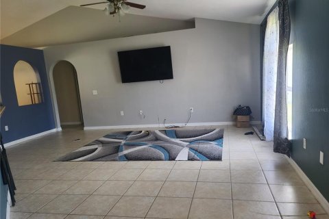 Villa ou maison à vendre à Kissimmee, Floride: 3 chambres, 148.64 m2 № 2313213 - photo 7