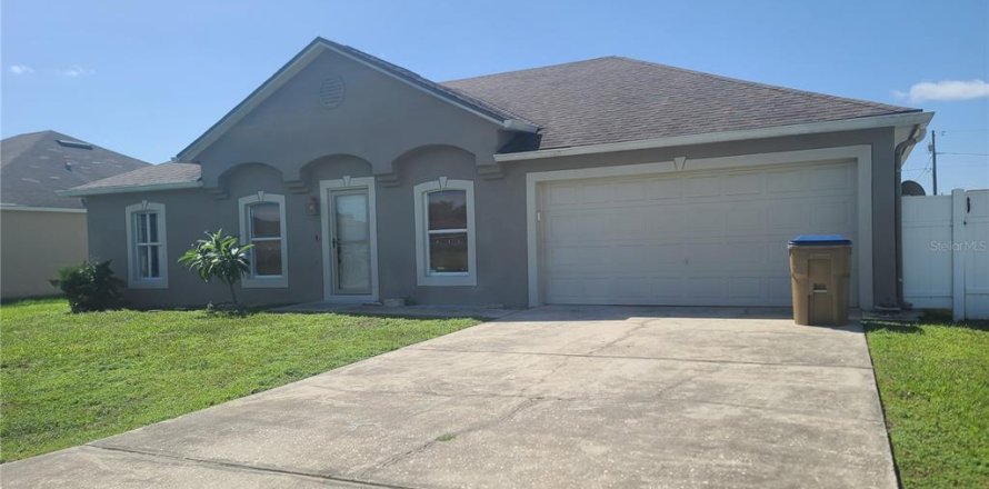Villa ou maison à Kissimmee, Floride 3 chambres, 148.64 m2 № 2313213