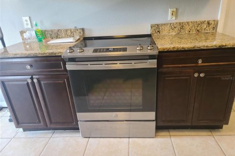 Villa ou maison à vendre à Kissimmee, Floride: 3 chambres, 148.64 m2 № 2313213 - photo 20