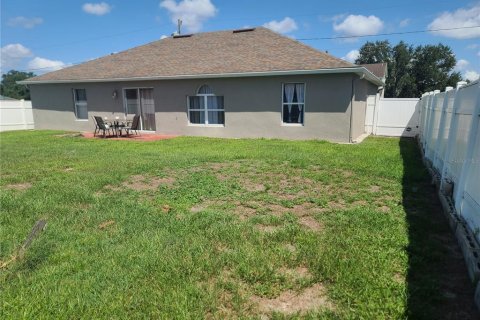 Villa ou maison à vendre à Kissimmee, Floride: 3 chambres, 148.64 m2 № 2313213 - photo 17