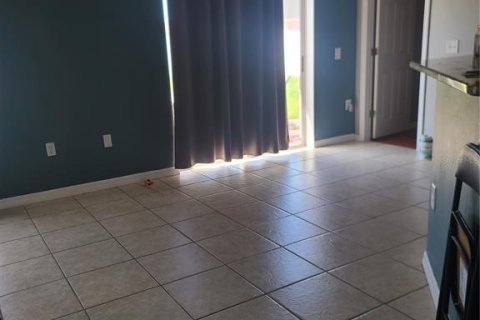 Villa ou maison à vendre à Kissimmee, Floride: 3 chambres, 148.64 m2 № 2313213 - photo 6