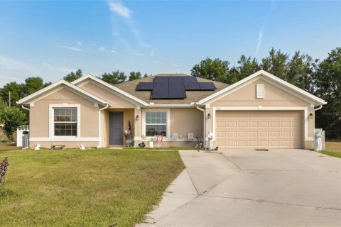 Casa en Fruitland Park, Florida 4 dormitorios, 177.26 m2 № 2120153