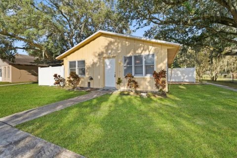 Propiedad comercial en venta en Lakeland, Florida, 4 dormitorios, 197.32 m2 № 1637708 - foto 3