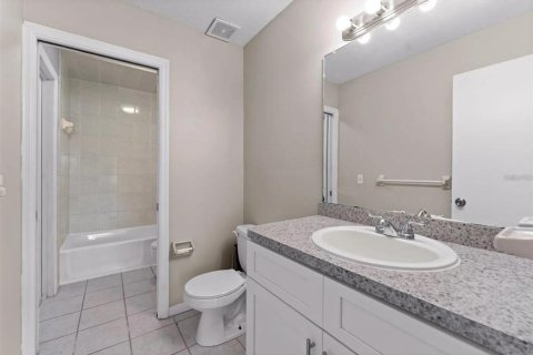 Propiedad comercial en venta en Lakeland, Florida, 4 dormitorios, 197.32 m2 № 1637708 - foto 16