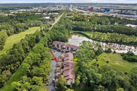 Condo in Daytona Beach, Florida, 2 bedrooms  № 2379236 - photo 27