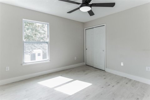 House in Palm Coast, Florida 5 bedrooms, 272.02 sq.m. № 1545489 - photo 29