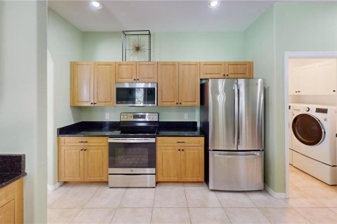 House in Port Charlotte, Florida 3 bedrooms, 166.2 sq.m. № 1845234 - photo 17