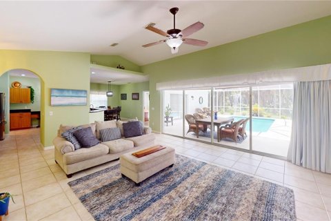 House in Port Charlotte, Florida 3 bedrooms, 166.2 sq.m. № 1845234 - photo 9