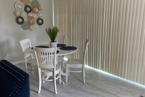 Condo in Clearwater, Florida, 2 bedrooms  № 661572 - photo 15