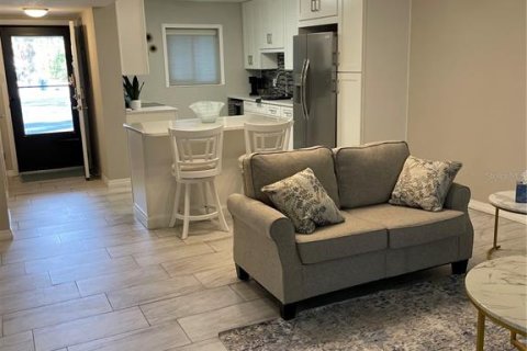 Condo in Clearwater, Florida, 2 bedrooms  № 661572 - photo 12