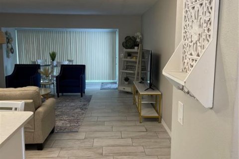 Condo in Clearwater, Florida, 2 bedrooms  № 661572 - photo 4