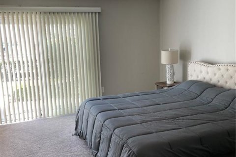 Condo in Clearwater, Florida, 2 bedrooms  № 661572 - photo 17