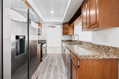Casa en venta en Tamarac, Florida, 3 dormitorios, 172.8 m2 № 2147104 - foto 24