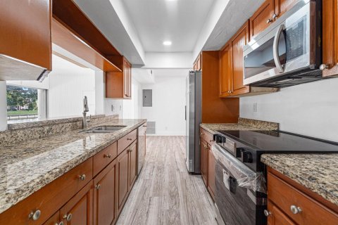 Casa en venta en Tamarac, Florida, 3 dormitorios, 172.8 m2 № 2147104 - foto 23