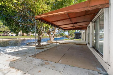 Casa en venta en Tamarac, Florida, 3 dormitorios, 172.8 m2 № 2147104 - foto 26