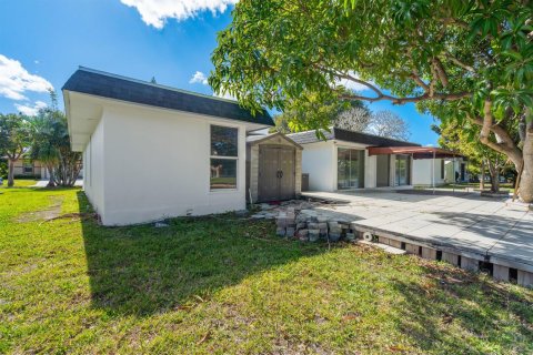 Casa en venta en Tamarac, Florida, 3 dormitorios, 172.8 m2 № 2147104 - foto 28